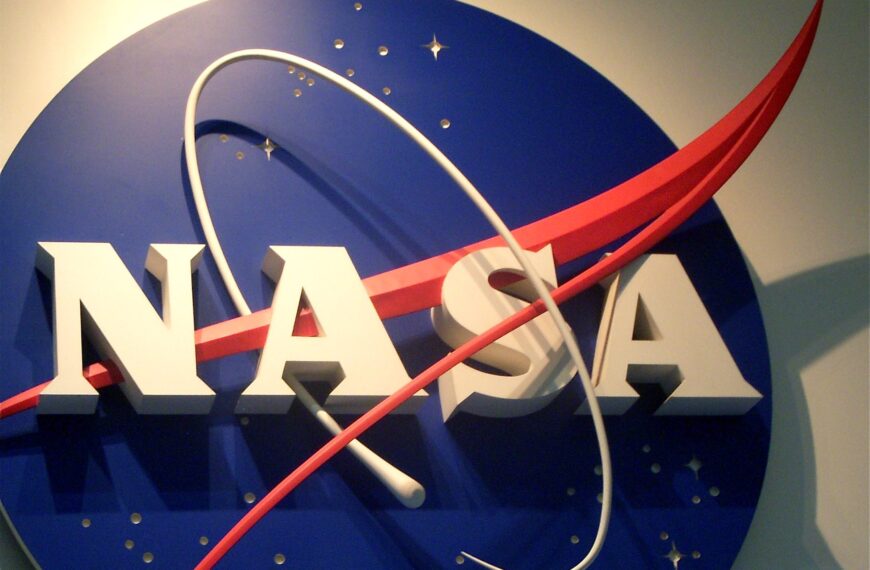 Life on Mars? NASA Finds Promising Evidence, But&hellip;